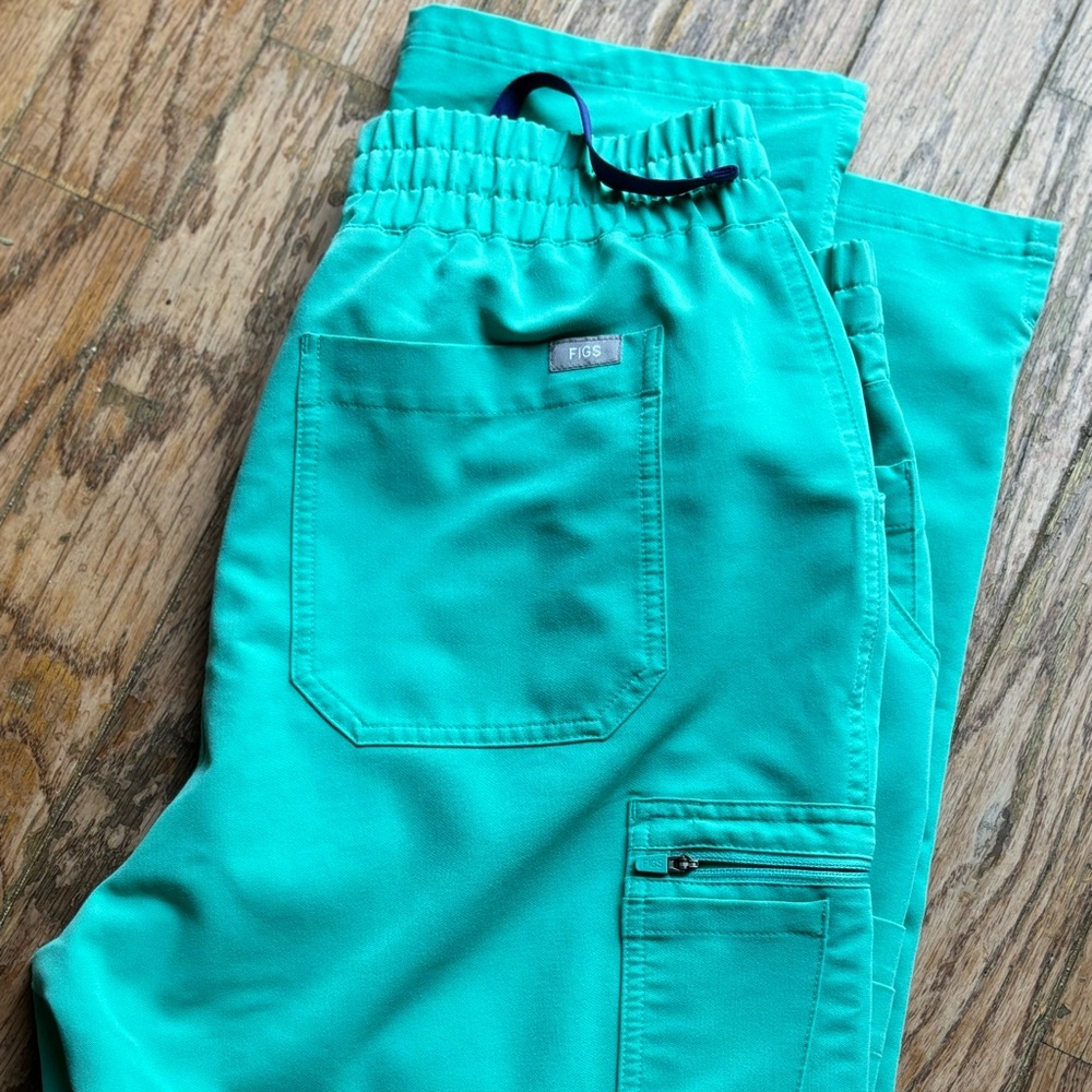 FIGS Women's High Waisted Yola Skinny Scrub Pants Oasis Teal Size Large